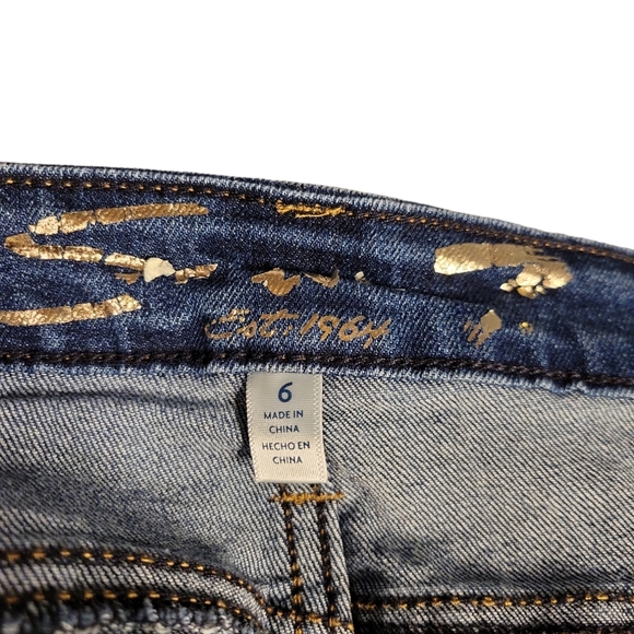 Seven7, Jean Shorts, Weekend Short, Distressed, Frayed Bottom, Women's sz 6, L- - Picture 3 of 4